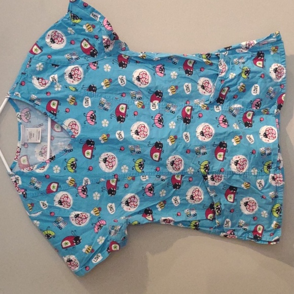 SCRUBSTAR‎ women's small ladybug scrub 2 pocket top - Picture 1 of 4